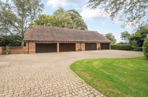 Photo 4- click for photo gallery